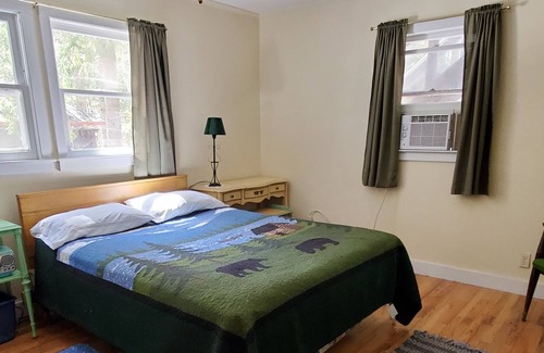 Remsen Cottage | 2 BR COTTAGE ON 25 ACRE LAKEFRONT ESTATE