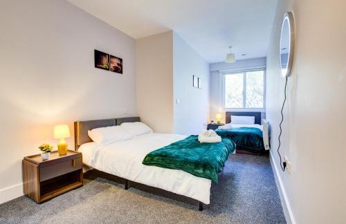 Harlington Apartment | 2 BR Flat 6 Mins From Heathrow Airport Flat 41