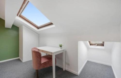 Rossendale Apartment | 2 BR House By Eason Stays Short Lets & Serviced Accommodation Rossendale With Free Parking