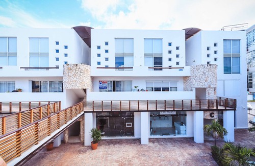 Playacar Apartment | 2 BR PH with Jacuzzi near to the Beach