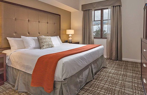 Park City Villa | 2 BR Villa - Family Friendly Resort - Ski-in-Ski-out - Sleeps 8!