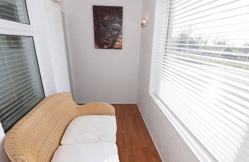 Llanystumdwy Cottage | 2 BRON DWYFOR, pet friendly, luxury holiday cottage in Criccieth