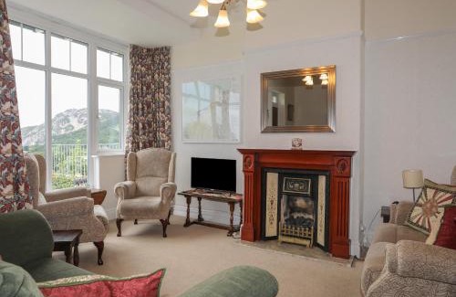 Dwygyfylchi House | 2 Cae Glas