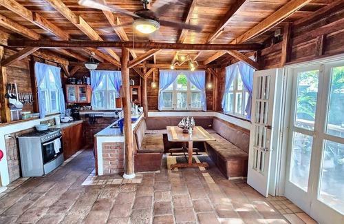 Pochomil Apartment | 2 Casitas for 8 Guests on Beach Front w Pool AC