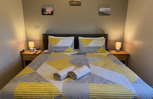 Enniskillen House | 2 Castle Hume Court Holiday House