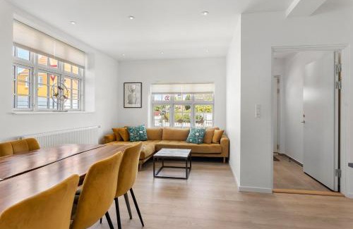 Skagen Apartment | 2 Centralt beliggende og lyst indrettet lejlighed