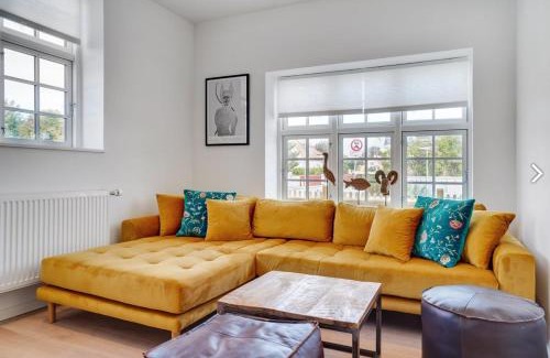 Skagen Apartment | 2 Centralt beliggende og lyst indrettet lejlighed