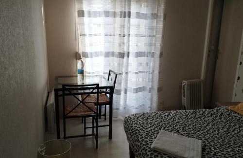 Bonneuil-sur-Marne House | 2 Chambres Communicantes JM 4 Bonneuil