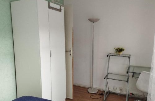 Bonneuil-sur-Marne House | 2 Chambres Communicantes JM 4 Bonneuil