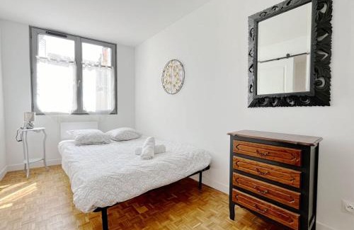 Chinon Apartment | 2 chambres doubles, centre-ville historique
