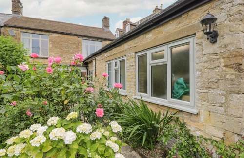 Chipping Norton House | 2 Church Street