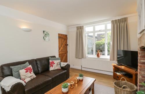 Chipping Norton House | 2 Church Street