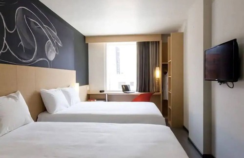 Colonia Centro Hotel | 2 Comfortable Units! Steps from Art & History Museums, Parking Onsite