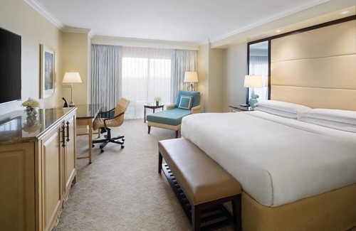 Florida Central Atlantic Coast Hotel | 2 Connecting Suites at a 5⭐️ Hotel