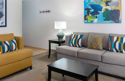 Braden River Hotel | 2 Connecting Suites at a Hotel