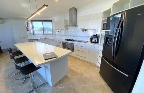 Exmouth House | 2 Corella Court
