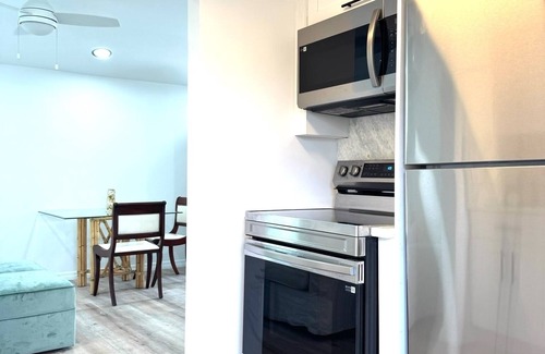 Longbeach Village Cottage | 2 Cottage Combo - Steps to the Sand & 478 Feet From Public Boat Ramp!