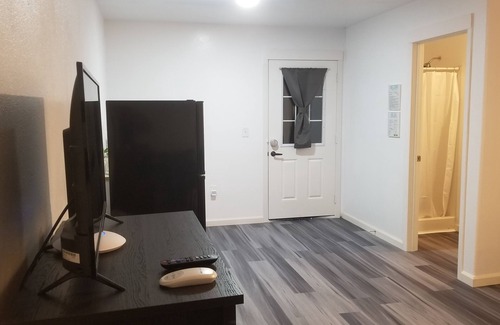 Keaau Apartment | #2 ✔Cozy Vacation Hideaway - Self CheckIn Gated Property ⭐