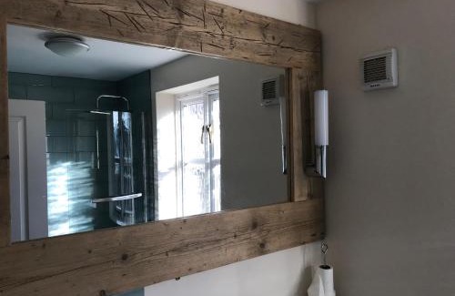 Glastonbury House | 2 Crown Barton