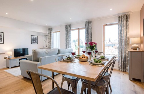 Martlesham Heath Apartment | 2 Deben Wharf, Woodbridge