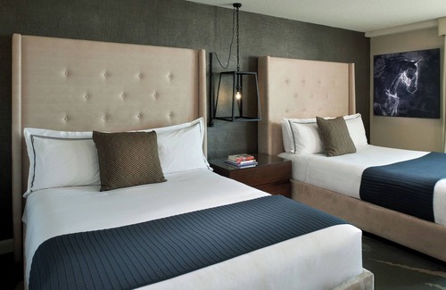 Bay Village Hotel | 2 Deluxe Back Bay View 2 Queens, Revere Hotel, Steps from Public Garden