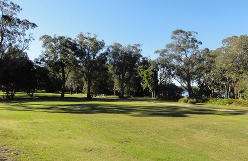 Lemon Tree Passage House | 2 Dogs Cottages Port Stehpens