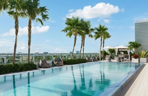Bay Harbor Islands Apartment | 2 Double Queen Rooms At The Altair Hotel Bay Harbor Miami, Pool, Pets Allowed!
