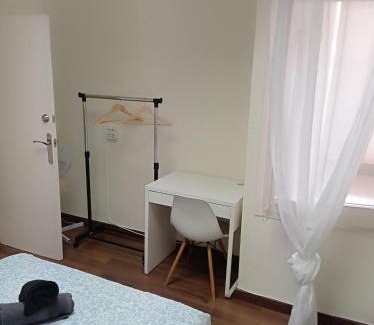 El Camp de l'Arpa del Clot House | 2 Double Rooms Balmes-Padua