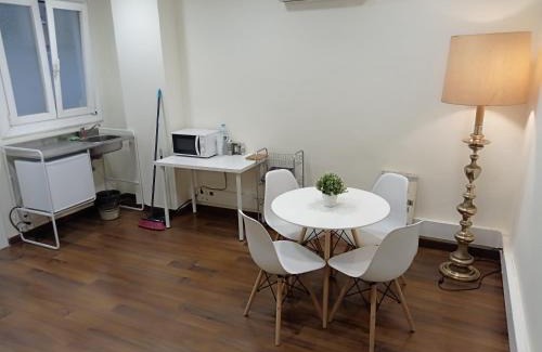 El Camp de l'Arpa del Clot House | 2 Double Rooms Balmes-Padua