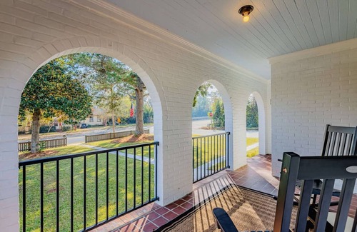 West End House | 2 Elegant Properties Family Golfers Fenced