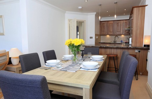 Dartmouth Cottage | 2 EMBANKMENT HOUSE, family friendly in Dartmouth