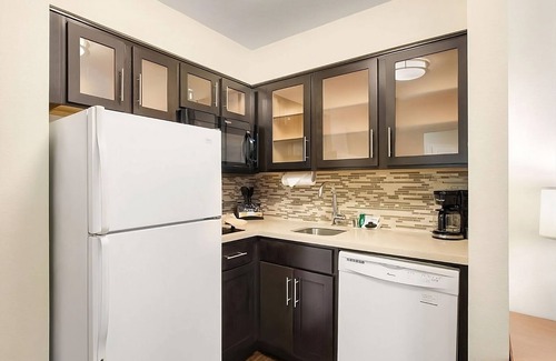 Carmel Mountain Ranch Resort | 2 Family-Friendly Units w/Full Kitchen & Outdoor Pool, Minutes to San Diego Zoo