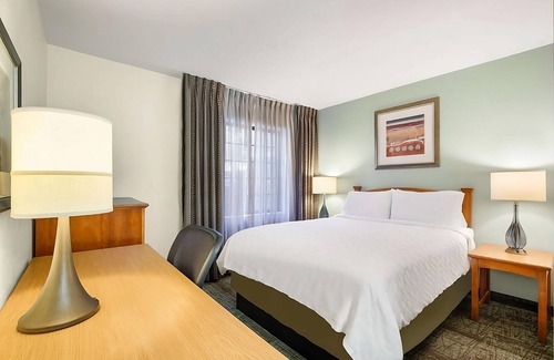Carmel Mountain Ranch Resort | 2 Family-Friendly Units w/Full Kitchen & Outdoor Pool, Minutes to San Diego Zoo