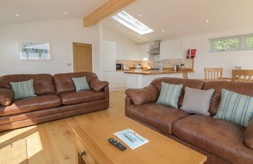 Dobwalls Cottage | 2 Faraway Fields