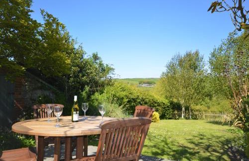 Ventnor House | 2 Farm Cottages