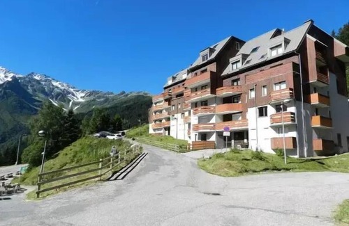 Le Pleynet Apartment | 2 FIELDS 5 FIELDS