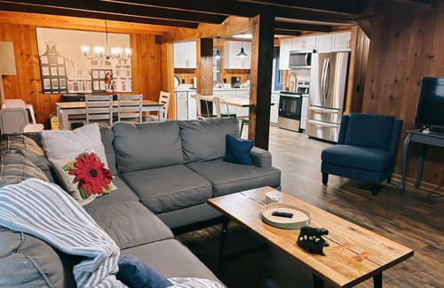 Cleveland Cabin | 2 for the price of 1! 6 Bdrms, 2 Firepits, 2 Arcades!