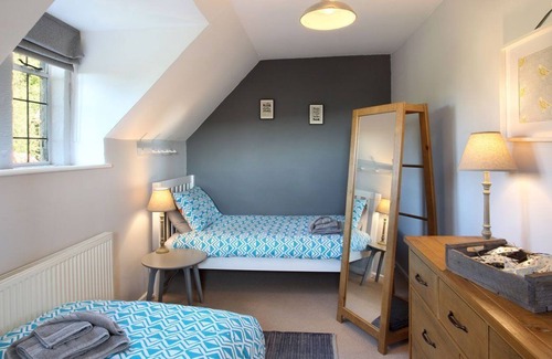 Snowshill Village Cottage | 2 Glebe Cottages - a luxury self catering that sleeps 4 guests in 2 bedrooms
