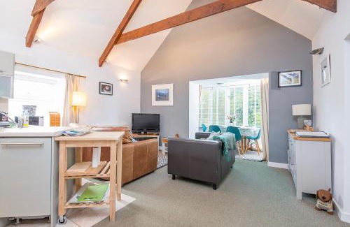 St Davids House | 2 Grove Stables