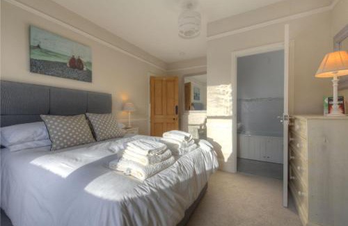 Lyme Regis House | 2 Hadleigh Villas