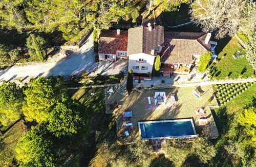 La Roquebrussanne House | 2-hectare estate in Provence with large heated swimming pool for 7 people.