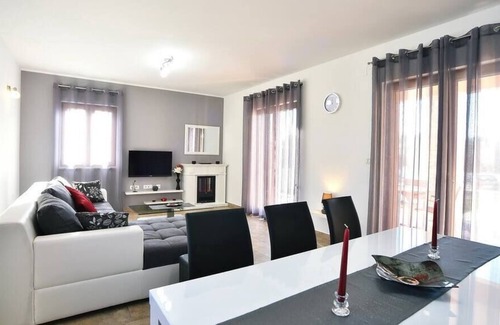 Rebici Villa | 2 houses with pool on the east coast of Istria