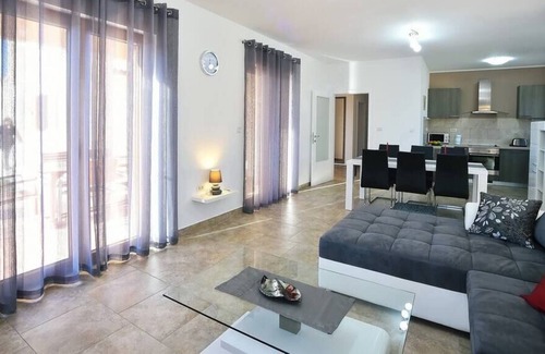 Rebici Villa | 2 houses with pool on the east coast of Istria