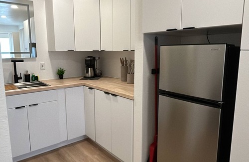 Andrews Apartment | #2 Hygge Hus Hotel - Double Room - Connectable -WiFi and AC in charming Andrews