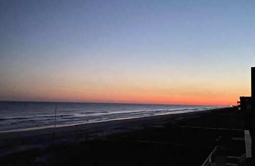 Emerald Isle House | 2 if by Sea- East Unit