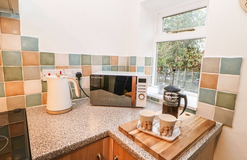 Penrith House | 2 IVY COTTAGES, family friendly, with open fire in Langwathby
