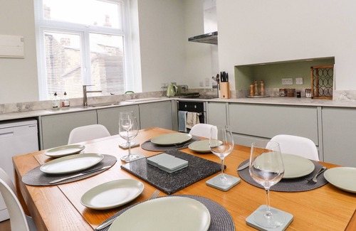 Oakworth Cottage | 2 James Street