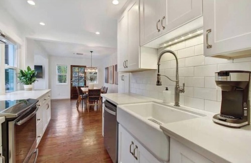 Whittier Heights House | 2 Kitchens! Walkable 3BR/3BA Charmer near Park