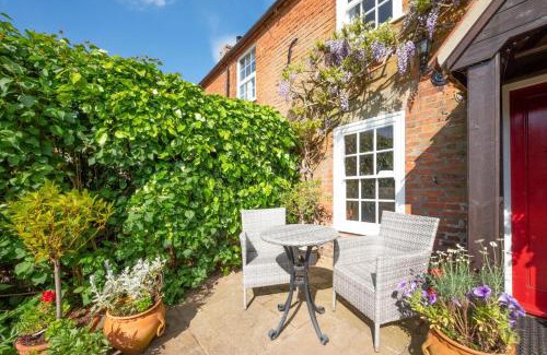 Docking House | 2 Little Lane