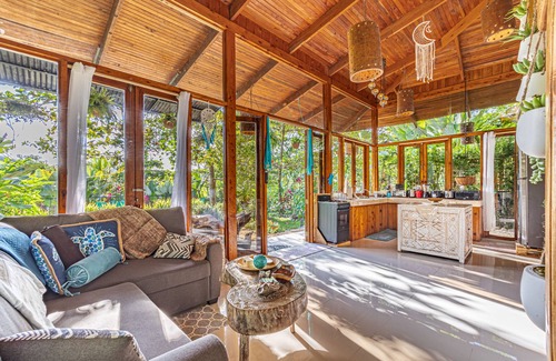 Jaco Villa | 2 Magical Tropical Villas with Pool 5 min from Jaco Beach, up to 23 guests